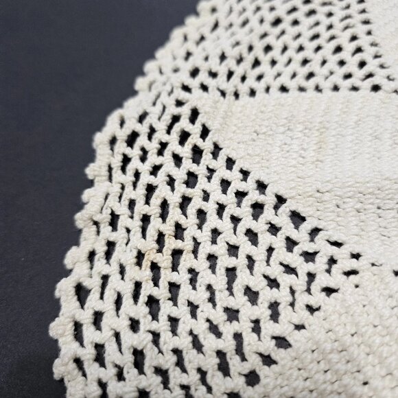 VTG Linen Table Runner Chunky Cross Stitch Tulips Doilies Repurpose For Crafts - Picture 9 of 16